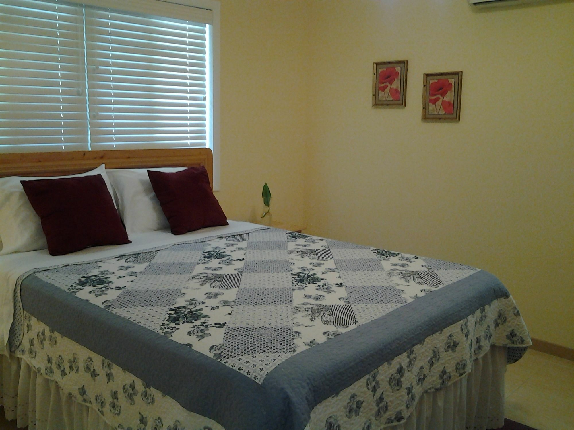 Sir Charles Guest House Palmetto Point Exterior photo
